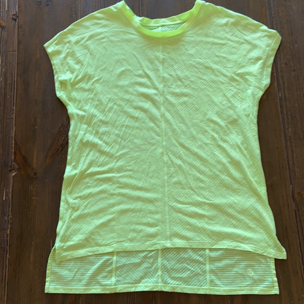 Lululemon hi-lo T-shirt